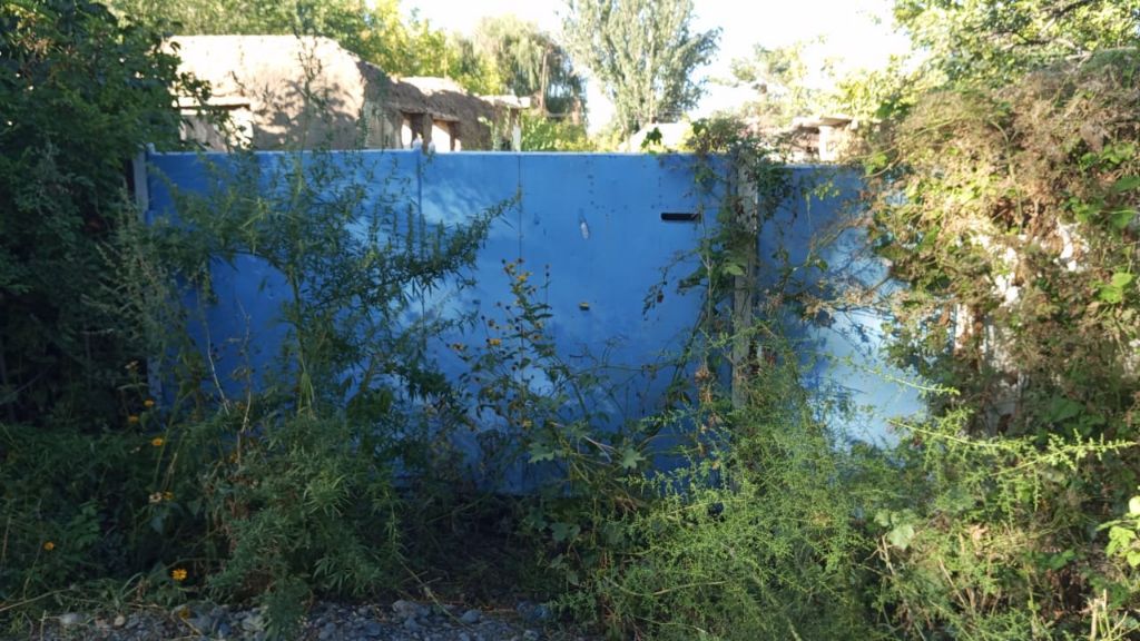 Das Tor zum Grundstück